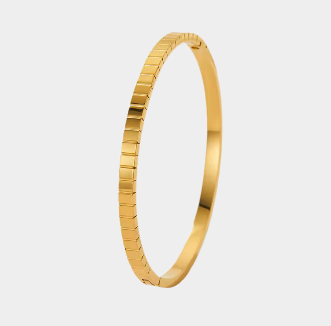 Aphrodite minimalist 18k gold plated bangle.