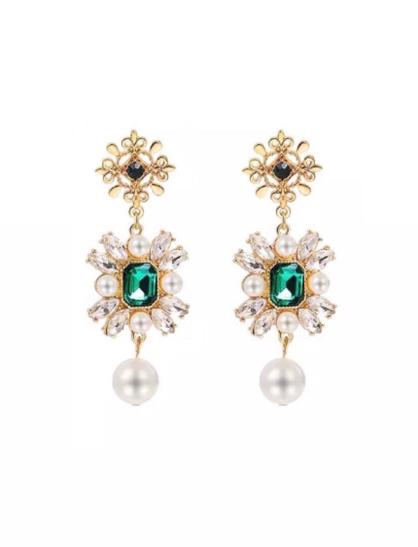 Emerald & pearl rhinestone pendant earrings